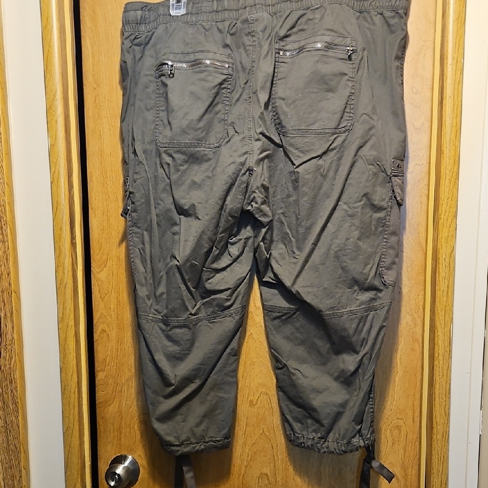 Lane Bryant Olive Green Cargo Capris - Picture 4 of 7
